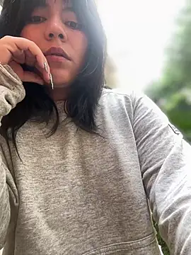 JulianaCastillo online show from 01-08-25, 01:41