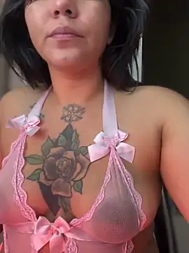 JulianaCastillo online show from 01-09-25, 04:19