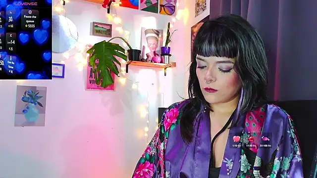 purple em69 online show from 01-25-25, 10:39