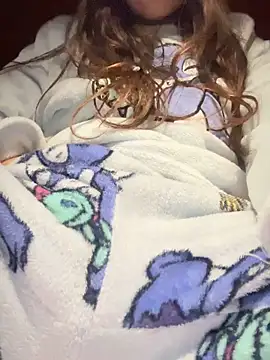 Snapshot of rossana99_ chatting on 11-15-25, 05:53 rossana99 online show from 11-15-25, 05:53