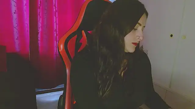 Snapshot of Noamartin_ chatting on 03-22-25, 10:37 Noamartin  online show from 03-22-25, 10:37