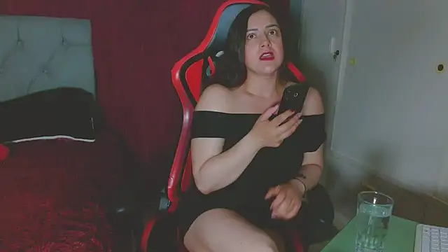 Snapshot of Noamartin_ chatting on 09-19-25, 11:27 Noamartin  online show from 09-19-25, 11:27