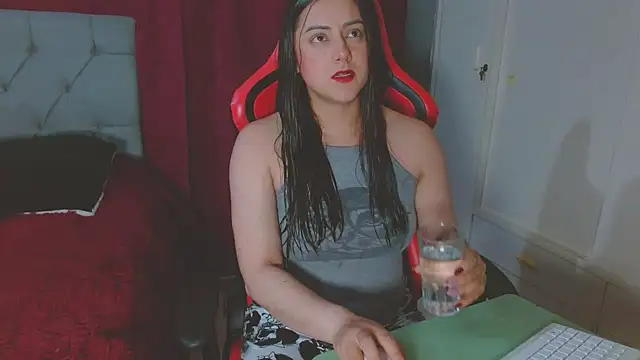 Snapshot of Noamartin_ chatting on 09-22-25, 11:07 Noamartin  online show from 09-22-25, 11:07