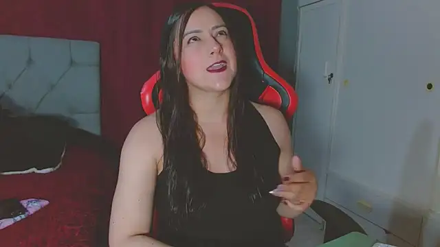 Snapshot of Noamartin_ chatting on 10-04-25, 01:03 Noamartin  online show from 10-04-25, 01:03