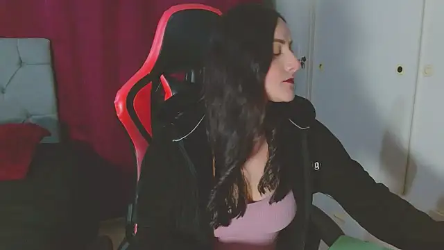 Noamartin  online show from 12-23-25, 12:19