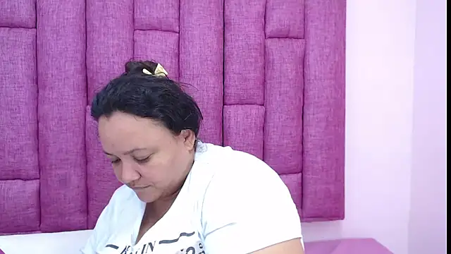 CrushOnMe  online show from 02-14-26, 12:35