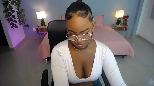 JasmineCampbell  online show from 02-19-25, 09:14