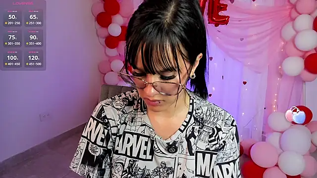 katherin smith  online show from 03-12-26, 02:50