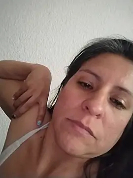 Snapshot of LucifernandaSw chatting on 02-14-25, 03:36 LucifernandaSw online show from 02-14-25, 03:36