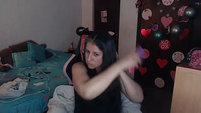 Snapshot of LucifernandaSw chatting on 02-18-26, 01:56 LucifernandaSw online show from 02-18-26, 01:56