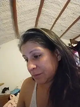 Snapshot of LucifernandaSw chatting on 02-21-26, 12:11 LucifernandaSw online show from 02-21-26, 12:11