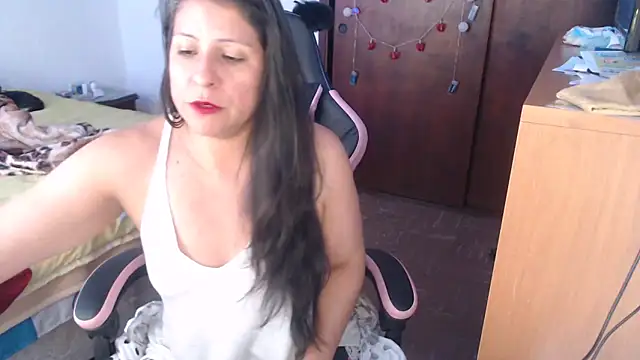 LucifernandaSw online show from 04-23-26, 02:08