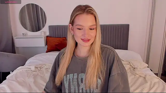 CassieRayss online show from 11-13-25, 01:21