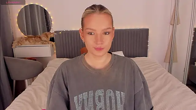 CassieRayss online show from 02-24-26, 11:41