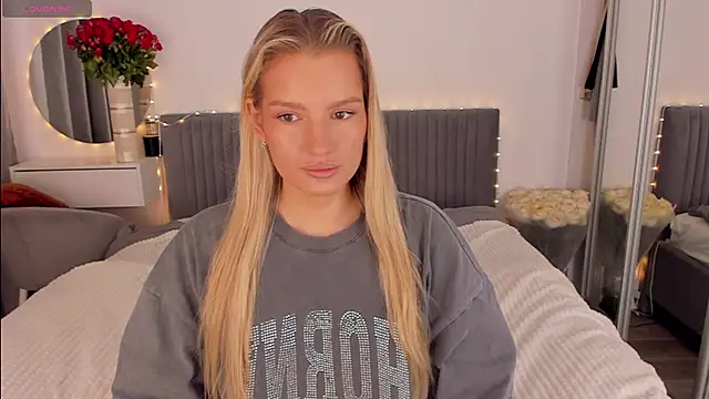 CassieRayss online show from 03-26-26, 11:27