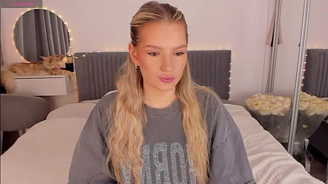 CassieRayss online show from 03-28-26, 10:37