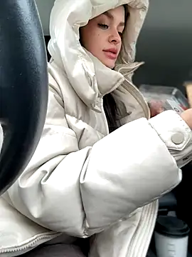 Snapshot of AngelinaTeller chatting on 12-02-24, 04:42 AngelinaTeller online show from 12-02-24, 04:42