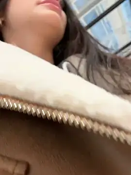 Snapshot of AngelinaTeller chatting on 01-16-25, 05:21 AngelinaTeller online show from 01-16-25, 05:21