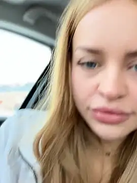 Snapshot of AngelinaTeller chatting on 02-17-25, 01:25 AngelinaTeller online show from 02-17-25, 01:25