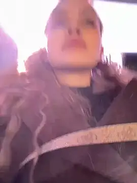 Snapshot of AngelinaTeller chatting on 03-19-25, 05:41 AngelinaTeller online show from 03-19-25, 05:41