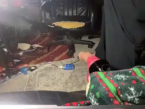 Snapshot of Blazedsurfer30 chatting on 03-07-25, 03:49 Blazedsurfer30 online show from 03-07-25, 03:49