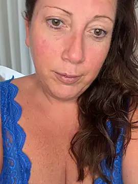 xsexycurvymilf online show from 09-22-25, 02:08