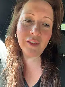 Snapshot of xsexycurvymilf chatting on 05-02-26, 10:20 xsexycurvymilf online show from 05-02-26, 10:20
