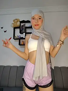 hanaa 18 online show from 03-21-26, 12:04