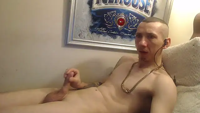 Snapshot of kochanekczek chatting on 12-22-24, 11:00 kochanekczek online show from 12-22-24, 11:00