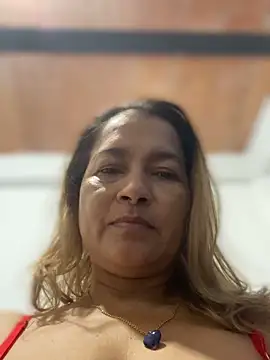 Snapshot of Jlo_69 chatting on 05-15-26, 03:35 Jlo 69 online show from 05-15-26, 03:35