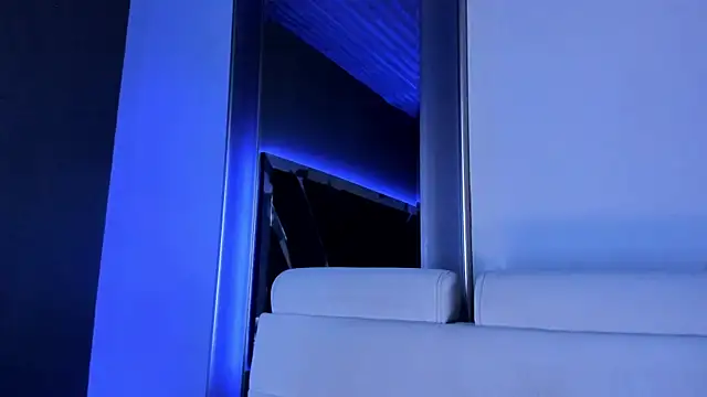 Amareto  online show from 09-15-25, 01:55