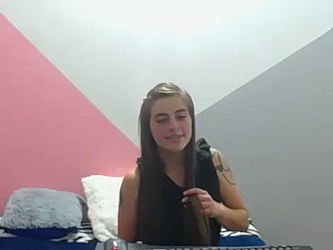 Snapshot of Merily_streep chatting on 11-10-25, 06:40 Merily streep online show from 11-10-25, 06:40