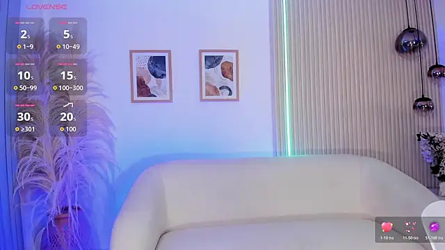 Snapshot of charlotte_es chatting on 11-14-25, 07:34 charlotte es online show from 11-14-25, 07:34