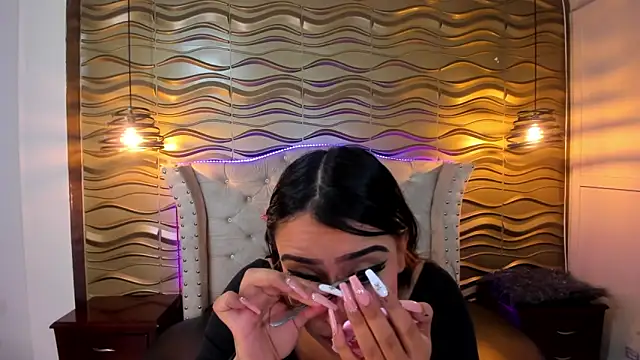 Andreita Jones online show from 10-04-25, 11:41