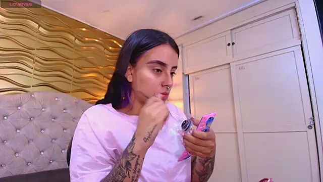 Andreita Jones online show from 04-25-26, 11:35