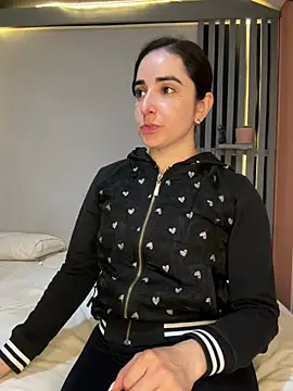 Victoria-And1 online show from 01-29-25, 01:16