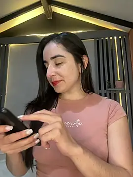 Victoria-And1 online show from 02-01-25, 01:23