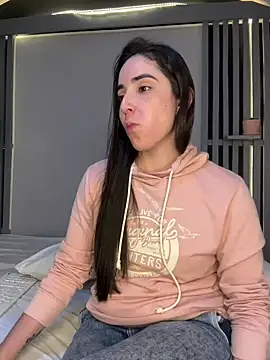 Victoria-And1 online show from 03-01-25, 02:37