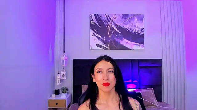 kira moon   online show from 03-30-26, 08:54