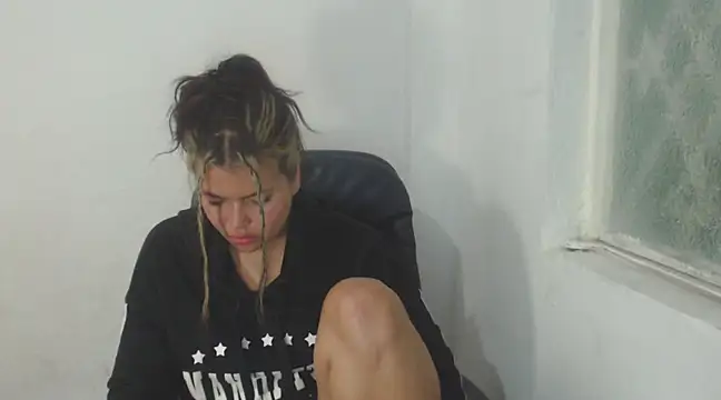 sweetkitty 16 online show from 03-07-25, 12:23