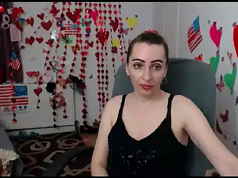 EvelynAngell online show from 02-05-25, 11:44