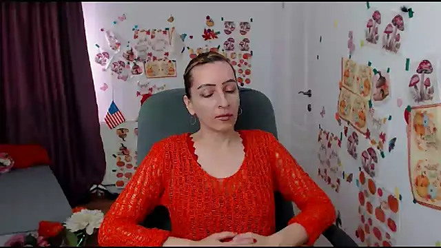 EvelynAngell online show from 09-15-25, 06:02