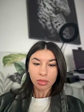 Snapshot of Simply_the_best chatting on 11-09-25, 09:40 Simply the best online show from 11-09-25, 09:40