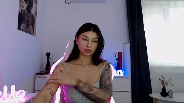 Snapshot of Simply_the_best chatting on 11-27-25, 01:46 Simply the best online show from 11-27-25, 01:46