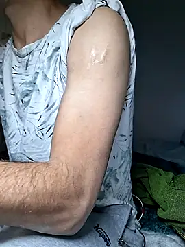 Snapshot of molozeb chatting on 11-01-25, 06:37 molozeb online show from 11-01-25, 06:37