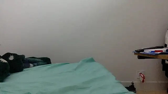 Snapshot of molozeb chatting on 11-12-25, 03:51 molozeb online show from 11-12-25, 03:51