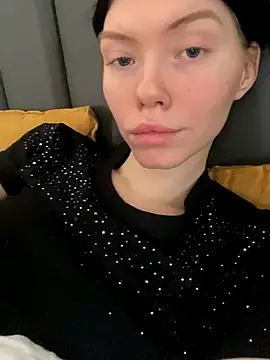 Lisaaa Alisa online show from 12-19-25, 04:30