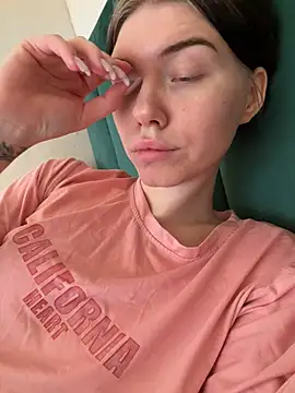 Lisaaa Alisa online show from 02-25-26, 04:11