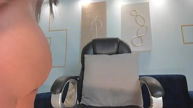 JessicaWilliams1 online show from 03-11-25, 04:40