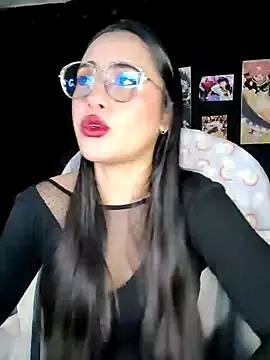 Janna mnt online show from 12-15-24, 05:13